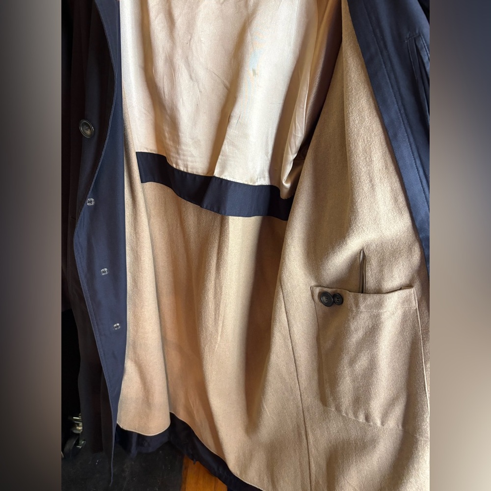 Bloomingdale’s for Men Vintage Black Trench Coat Zip-out Wool Lining 42S - Picture 3 of 15